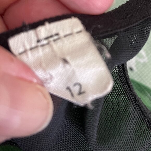 Lululemon Speed Up Sports Bra Assemblage Alpine White Multi/Black Size 12 - Picture 7 of 7